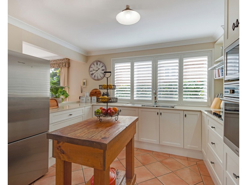 4 Bellbrook Close, Green Point NSW 2251