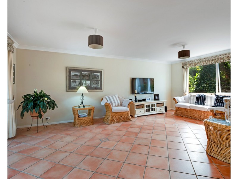 4 Bellbrook Close, Green Point NSW 2251