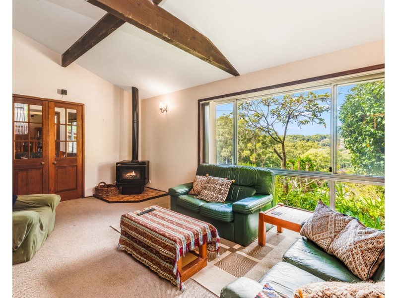 33 Gregory Street, Wyoming NSW 2250