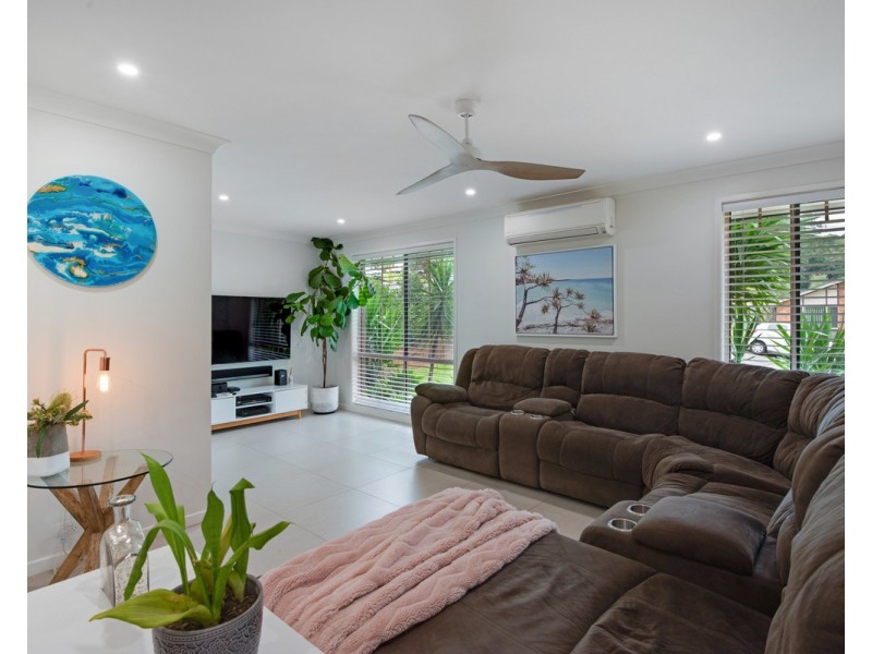 22 Digby Road, Springfield NSW 2250