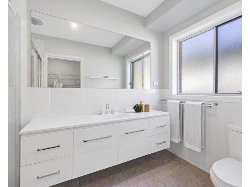 42a The Ridgeway, Lisarow NSW 2250