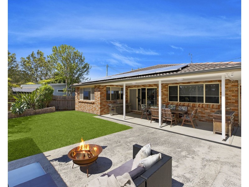 4 Warrina Street, Wamberal NSW 2260