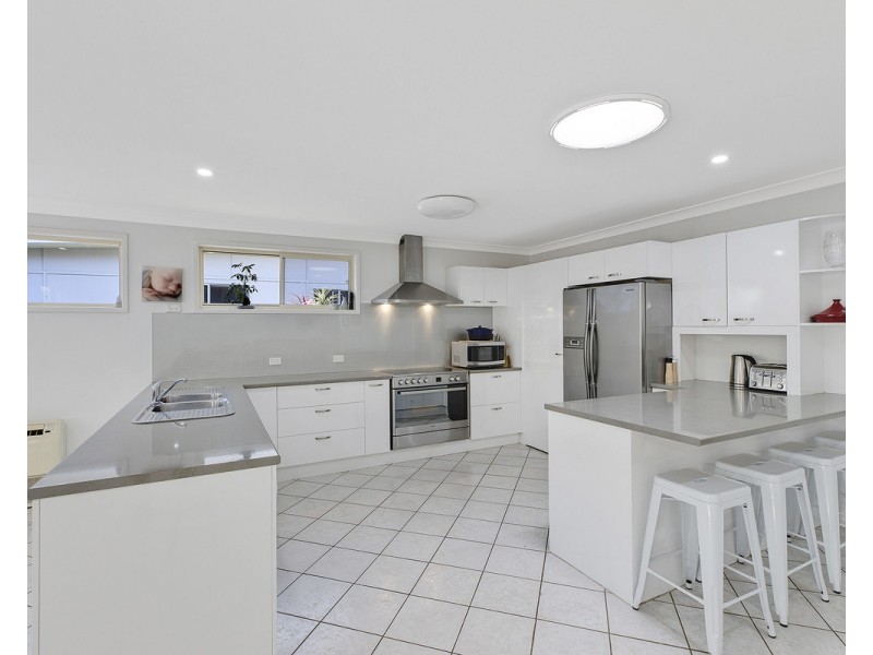 4 Warrina Street, Wamberal NSW 2260