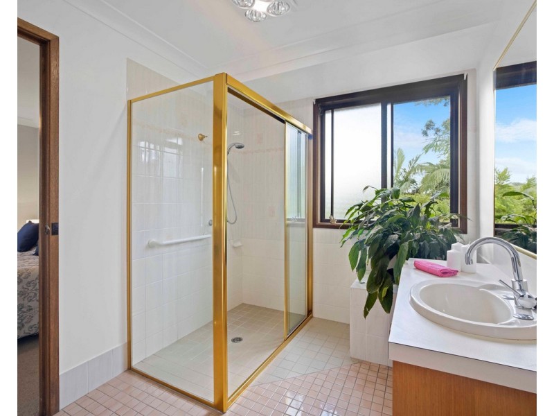1/3 Angophora Close, Wamberal NSW 2260