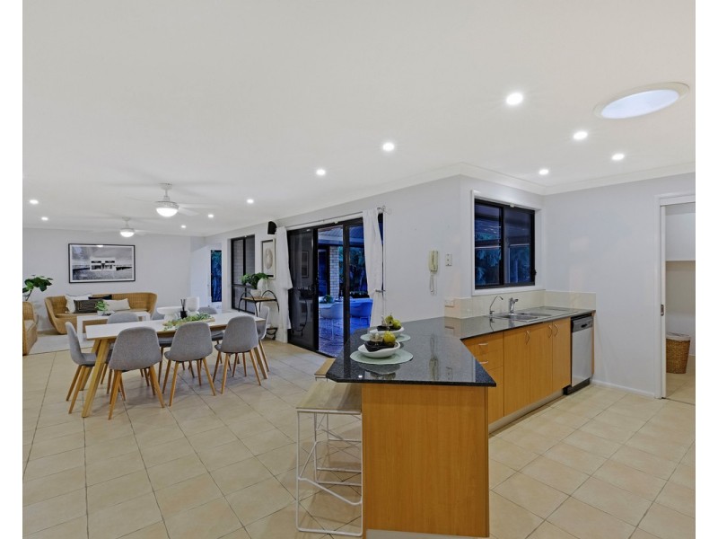 10 Sunhill Crescent, Erina NSW 2250