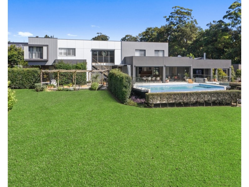 14 Okanagan Close, Wamberal NSW 2260