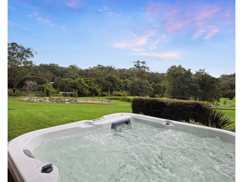 14 Okanagan Close, Wamberal NSW 2260