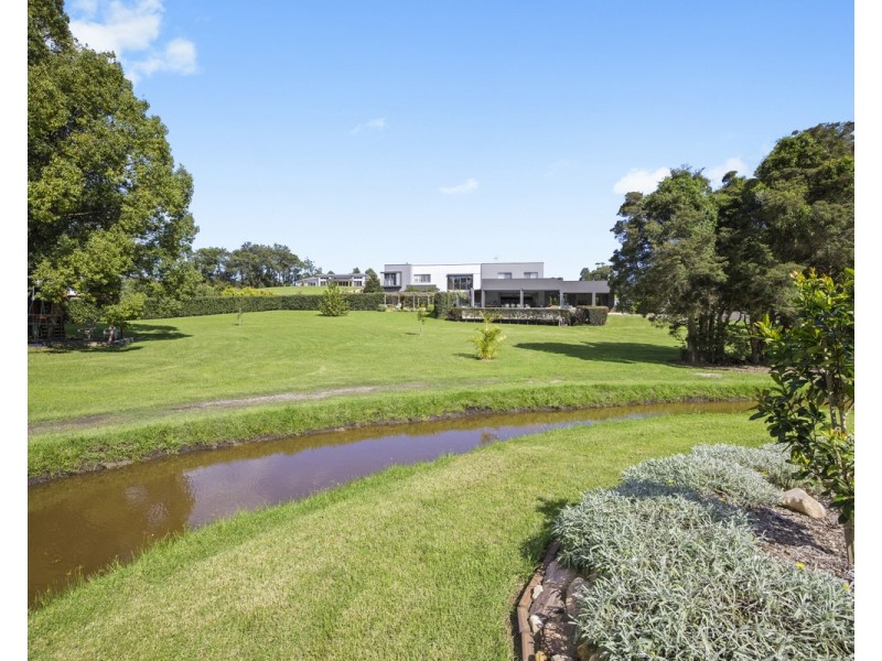 14 Okanagan Close, Wamberal NSW 2260