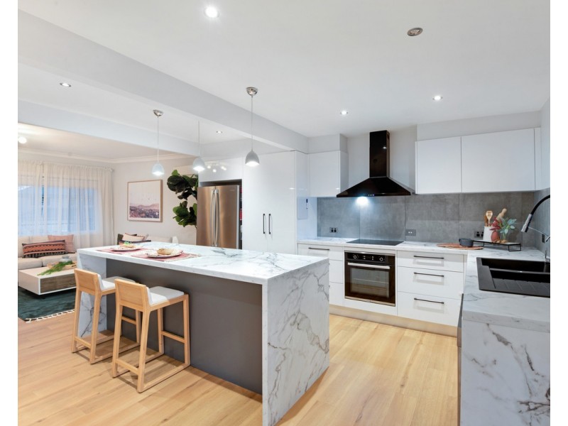 26 Elaine Avenue, Berkeley Vale NSW 2261