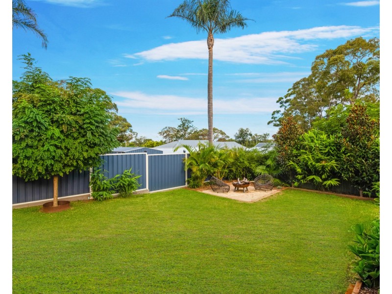 26 Elaine Avenue, Berkeley Vale NSW 2261