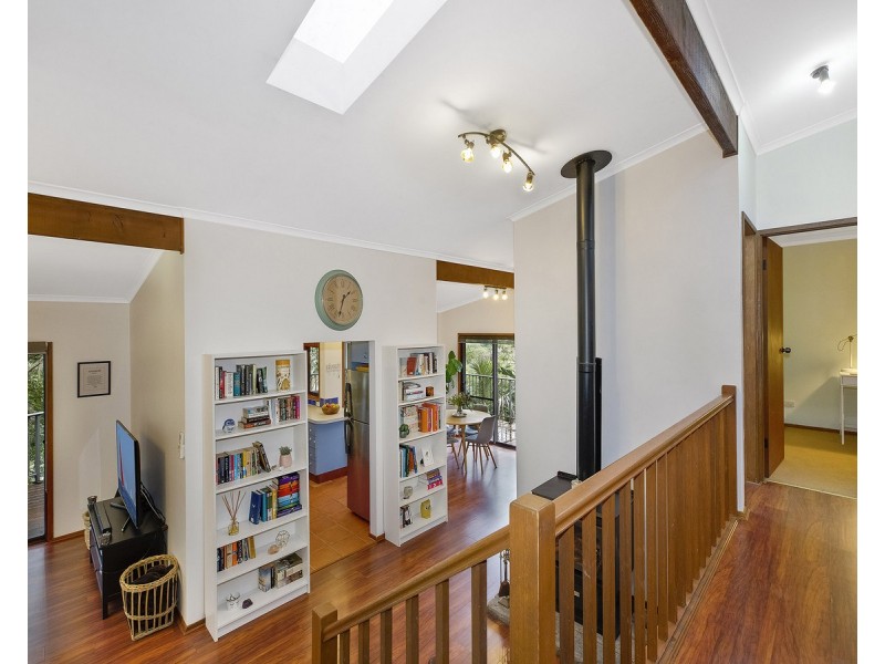 36 Francis Road, North Avoca NSW 2260