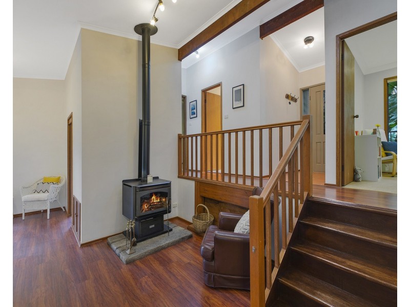 36 Francis Road, North Avoca NSW 2260