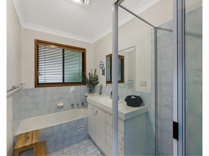 36 Francis Road, North Avoca NSW 2260