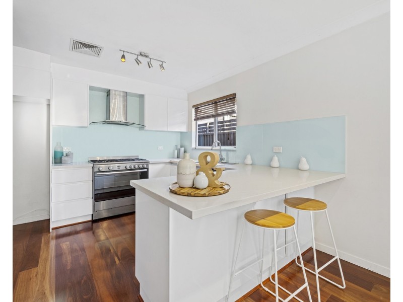 12 Craigend Street, Wyoming NSW 2250