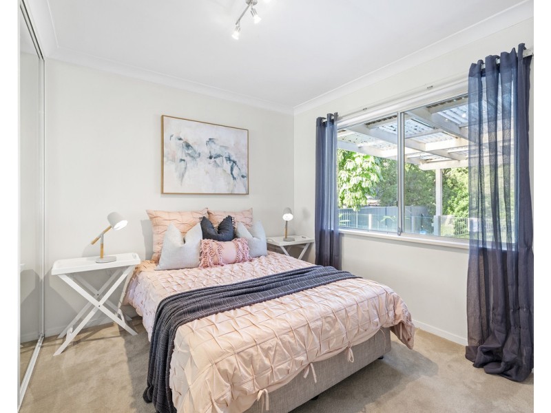 12 Craigend Street, Wyoming NSW 2250