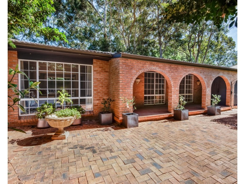 22 Maranoa Street, Wyoming NSW 2250