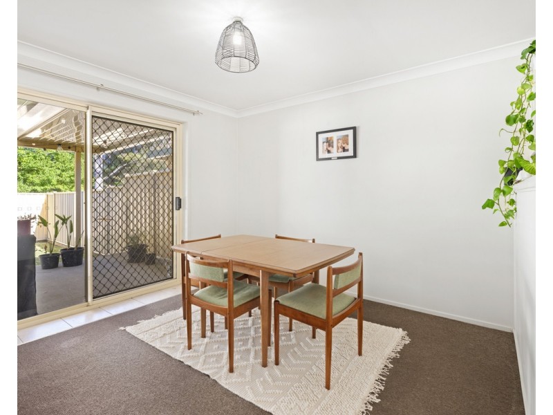 2/123 Woodview Avenue, Lisarow NSW 2250