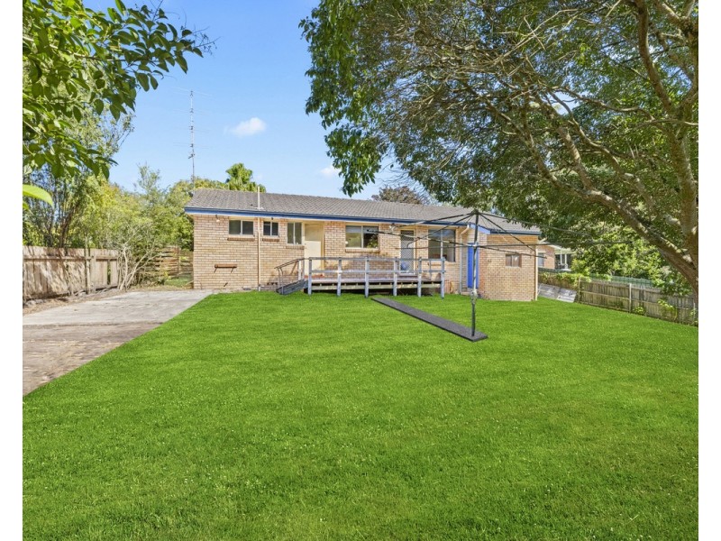 12 Veronica Crescent, Wyoming NSW 2250