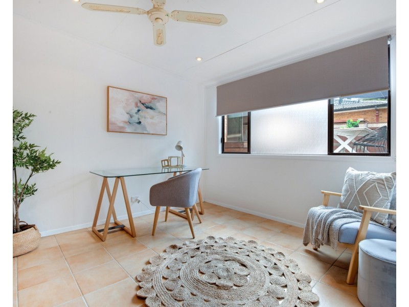 12 Rainforest Road, Wyoming NSW 2250