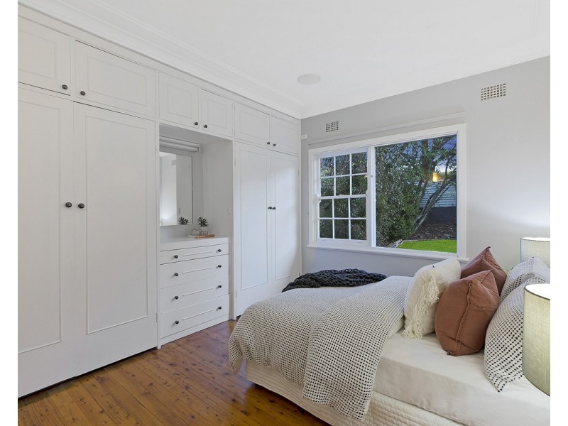 54 Serpentine Road, Erina Heights NSW 2260