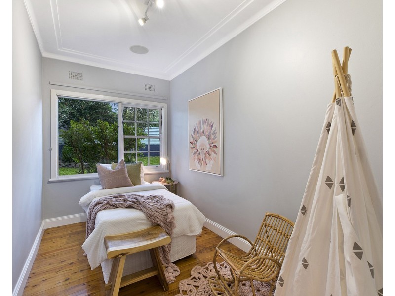 54 Serpentine Road, Erina Heights NSW 2260