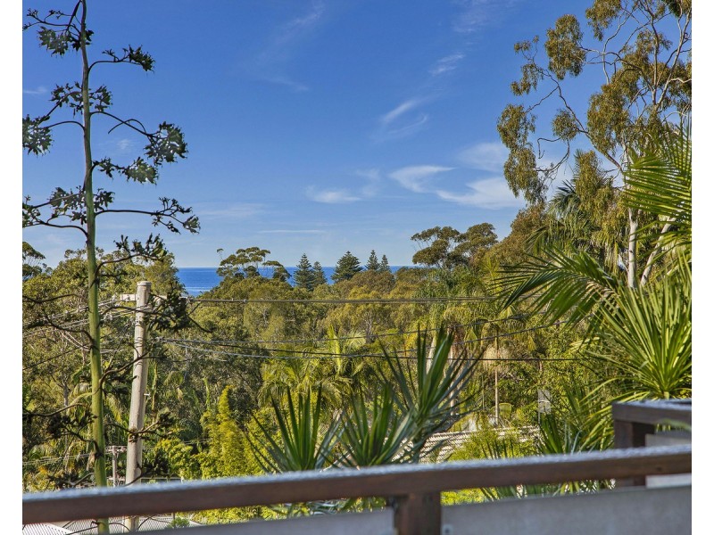 19 Hibiscus Avenue, North Avoca NSW 2260