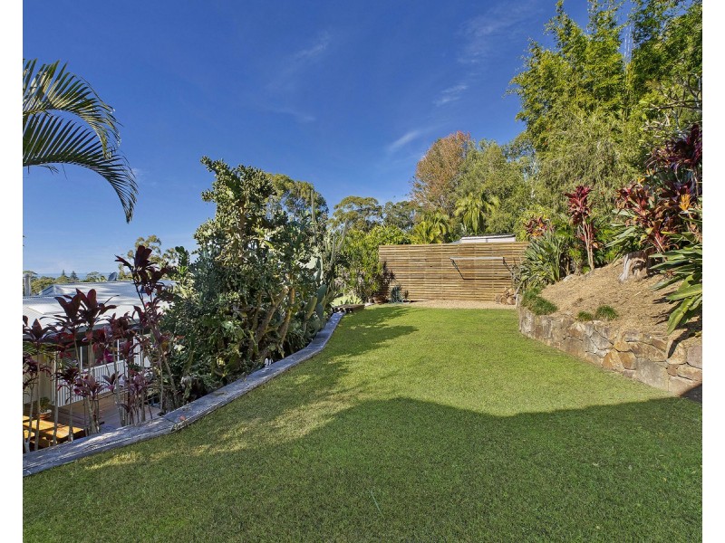 19 Hibiscus Avenue, North Avoca NSW 2260