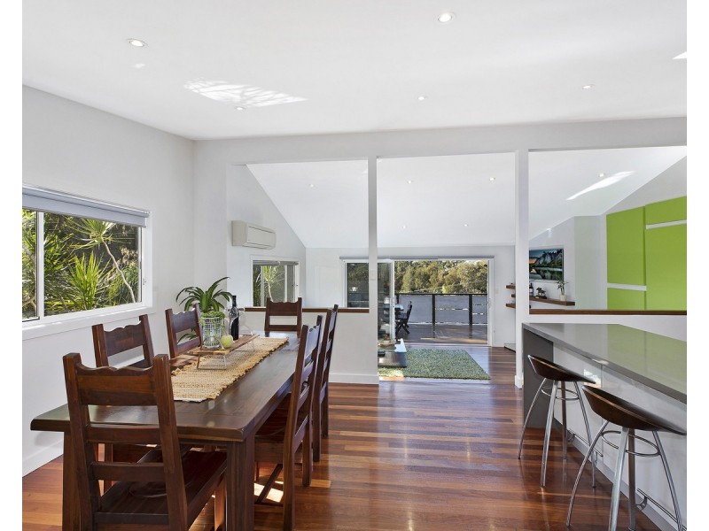 19 Hibiscus Avenue, North Avoca NSW 2260