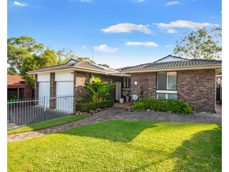 4 Small Street, Wyoming NSW 2250