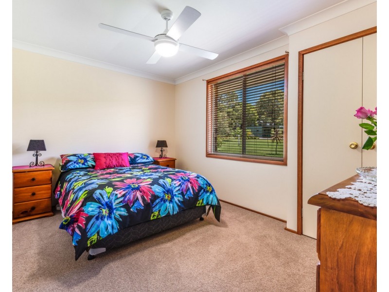 12 Warrambool Road, Wamberal NSW 2260