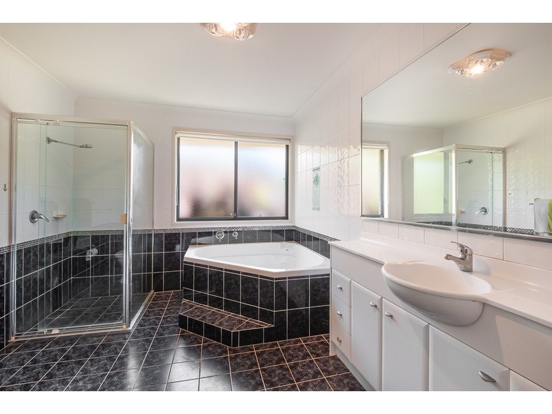 16 Mayfair Close, Terrigal NSW 2260