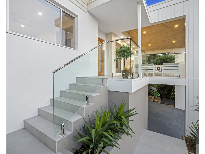 13 Coreen Drive, Wamberal NSW 2260