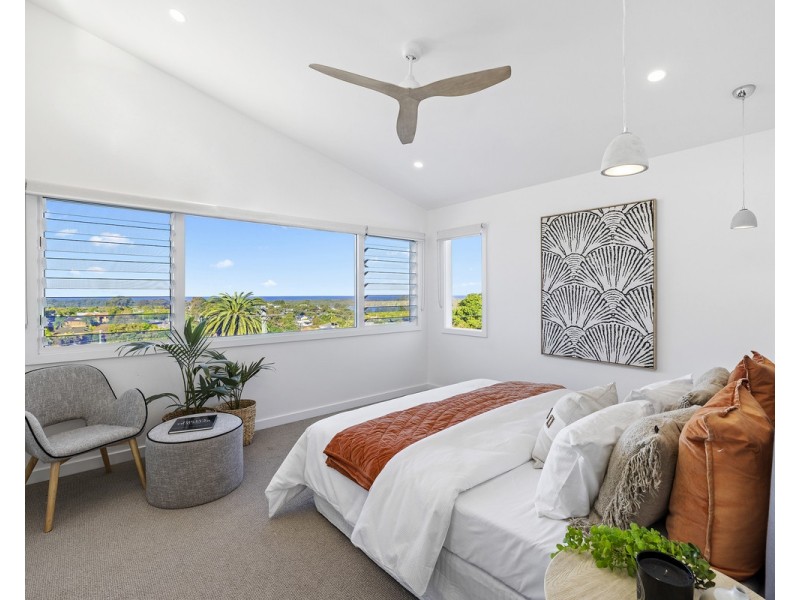 13 Coreen Drive, Wamberal NSW 2260