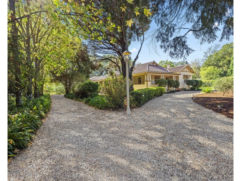 9 The Ridgeway, Lisarow NSW 2250