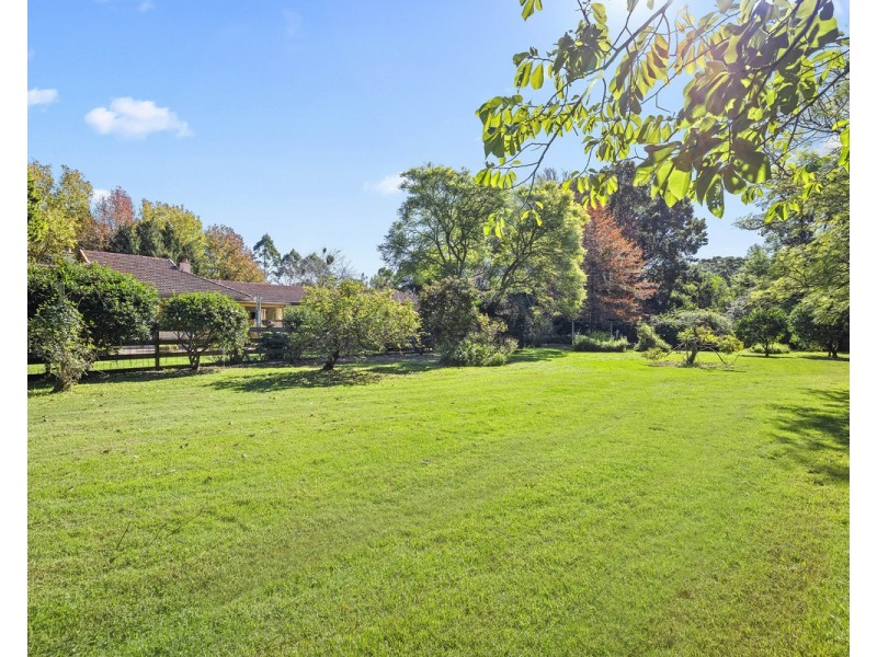 9 The Ridgeway, Lisarow NSW 2250