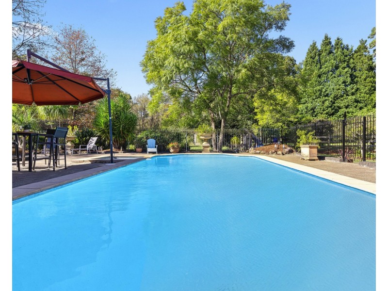 9 The Ridgeway, Lisarow NSW 2250