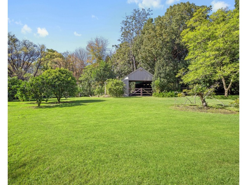 9 The Ridgeway, Lisarow NSW 2250