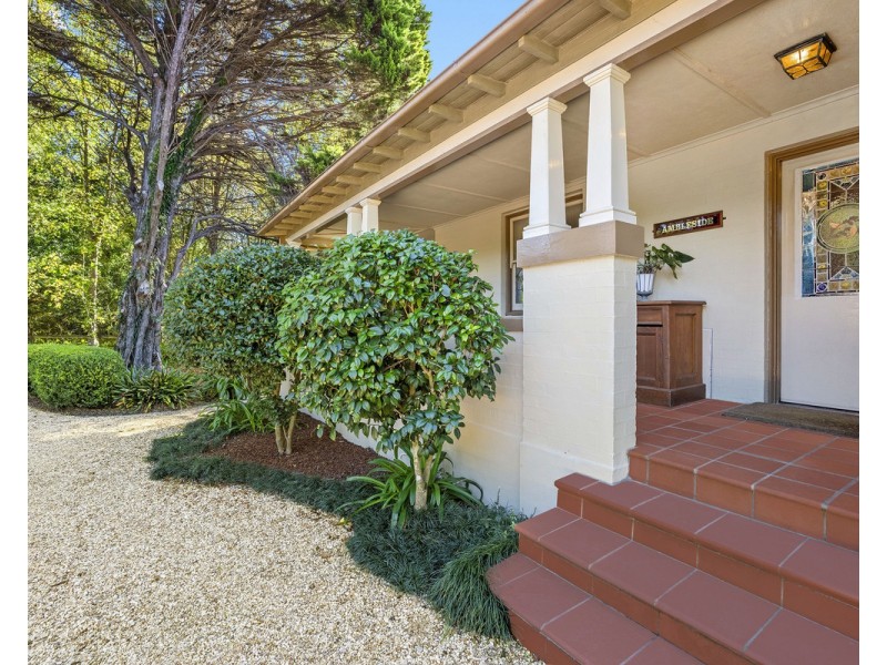 9 The Ridgeway, Lisarow NSW 2250