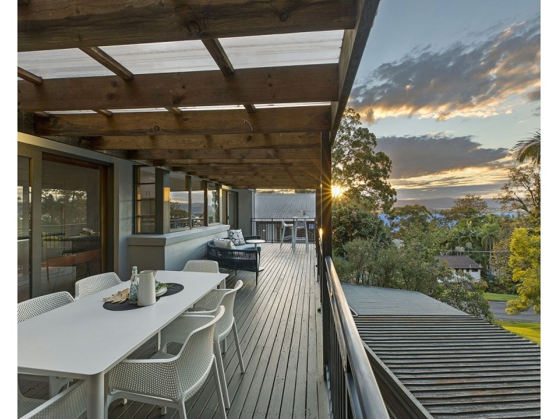 5 Leonie Parade, Green Point NSW 2251