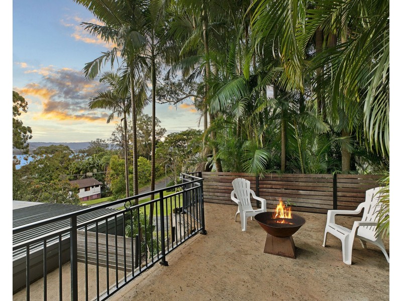 5 Leonie Parade, Green Point NSW 2251