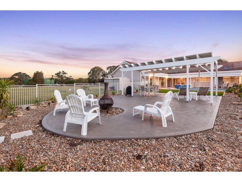 4 Woodburys Lane, Tumbi Umbi NSW 2261