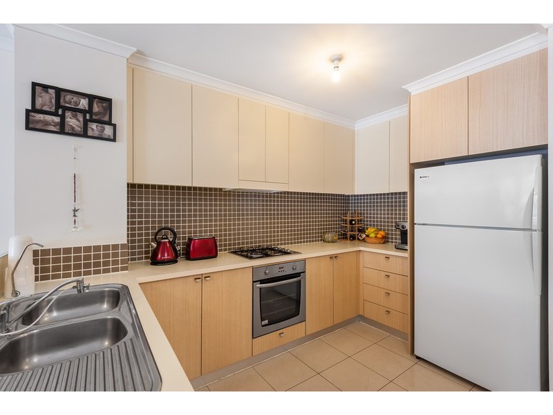 303/80 John Whiteway Dr, Gosford NSW 2250