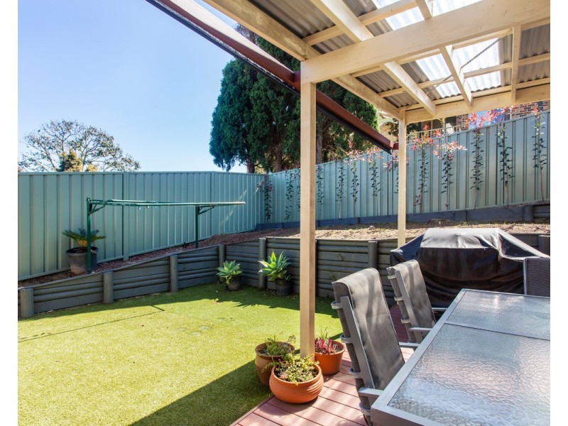 1/9 Day Dawn Place, Erina NSW 2250