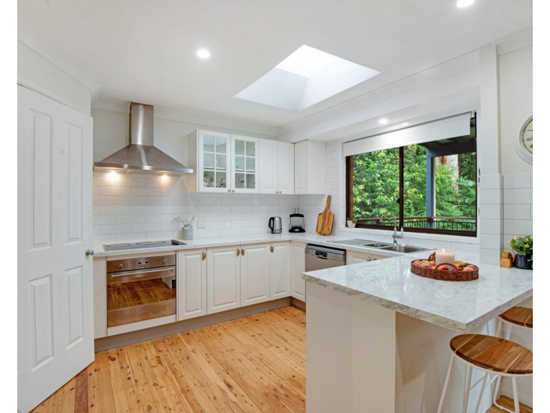 15 Blackbutt Street, Wyoming NSW 2250