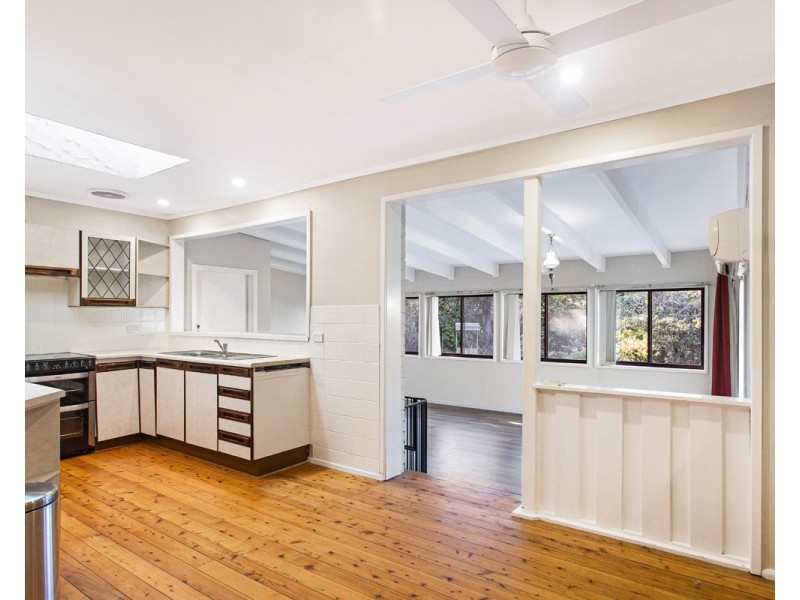 21 Empire Bay Drive, Kincumber NSW 2251