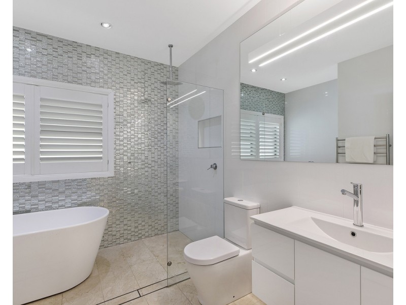 29 Coorara Road, Lisarow NSW 2250