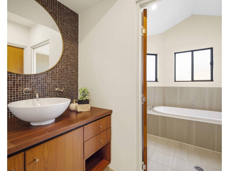 12 Langdene Close, Lisarow NSW 2250