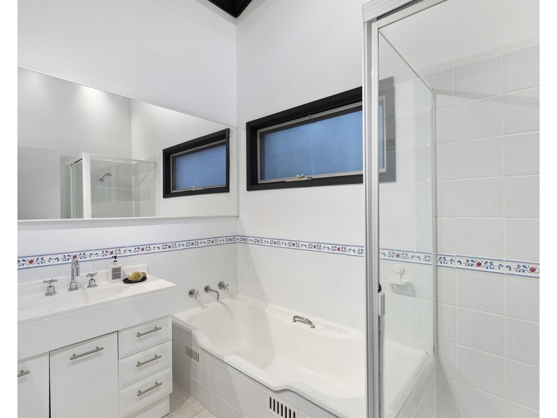 62 Mangrove Road, Narara NSW 2250