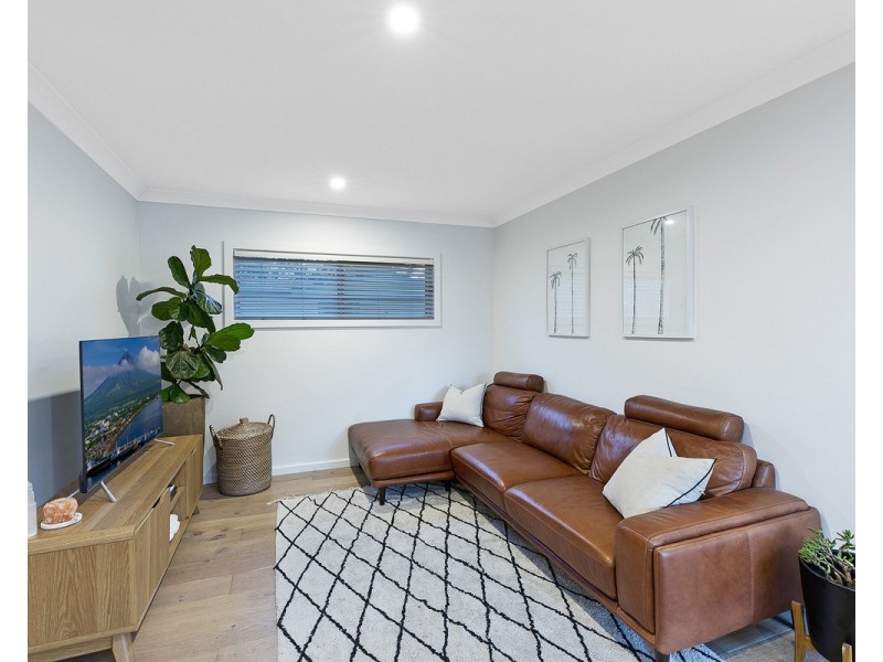 36 Winani Road, Erina NSW 2250