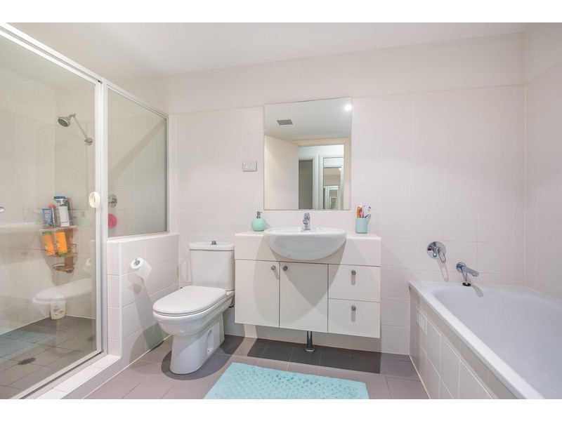 44/80 John Whiteway Drive, Gosford NSW 2250